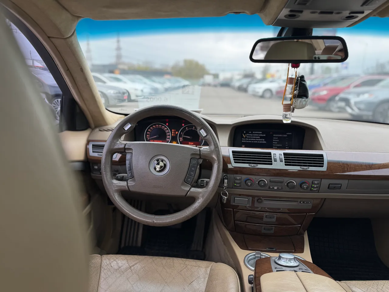 BMW 7 серії - фото 10