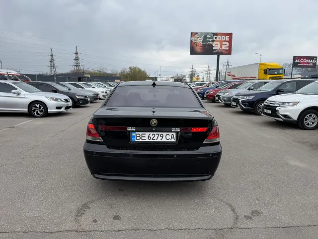 BMW 7 серії - фото 5