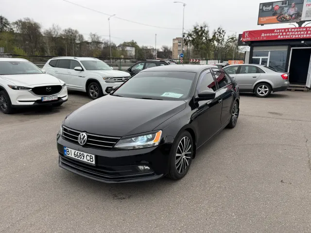 Volkswagen Jetta - фото 3