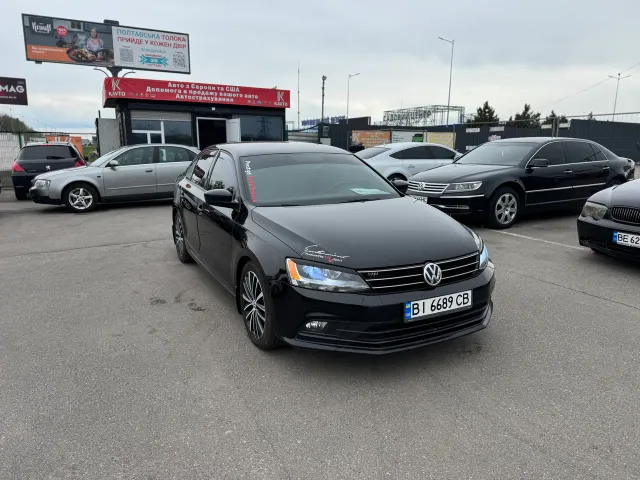 Volkswagen Jetta - фото 1