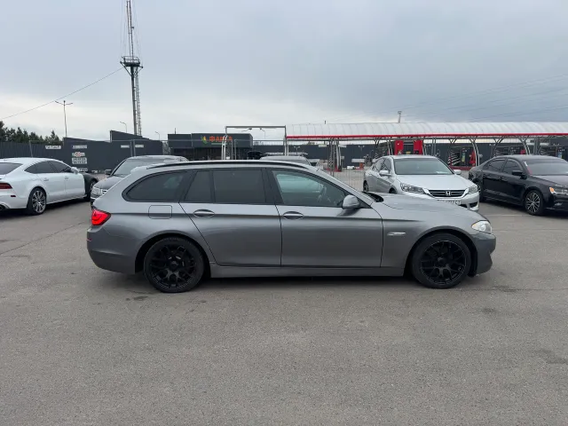 BMW 5 серії - фото 4