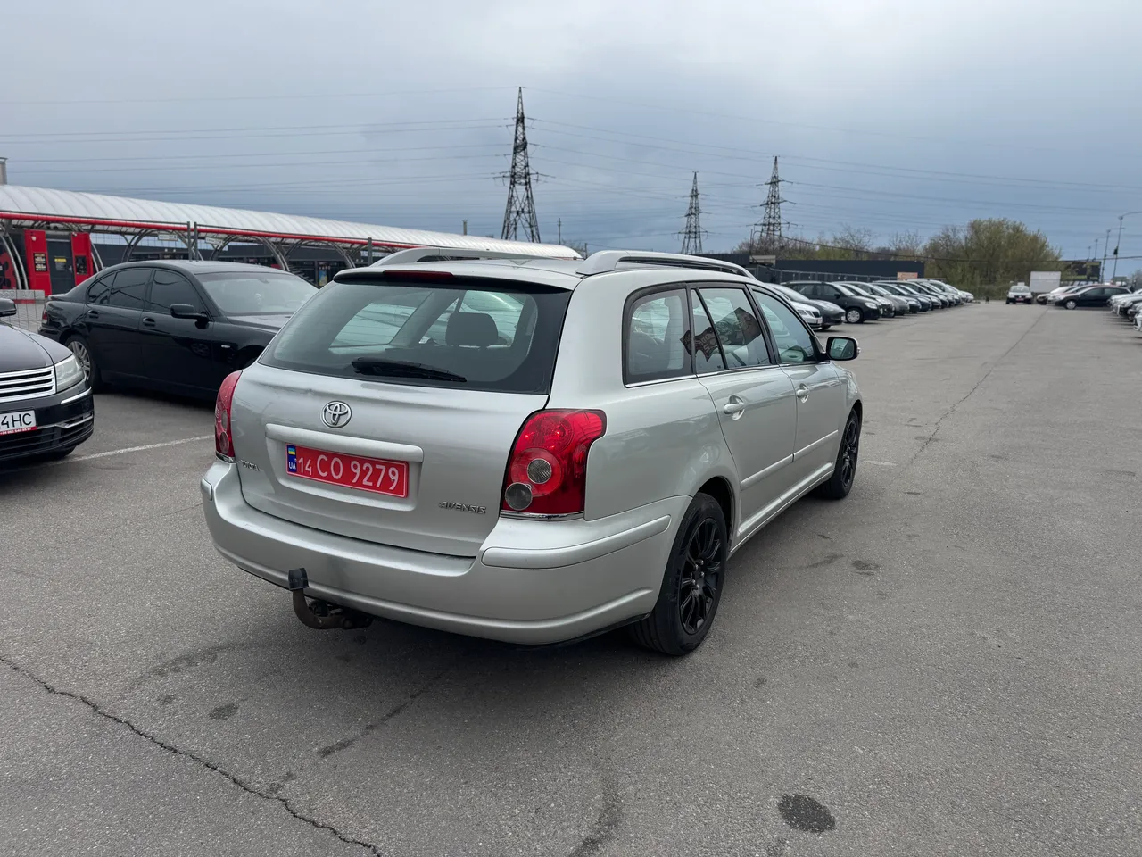 Toyota Avensis - фото 5