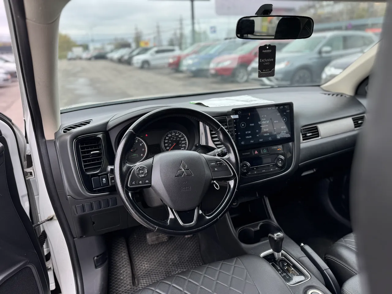 Mitsubishi Outlander - фото 10