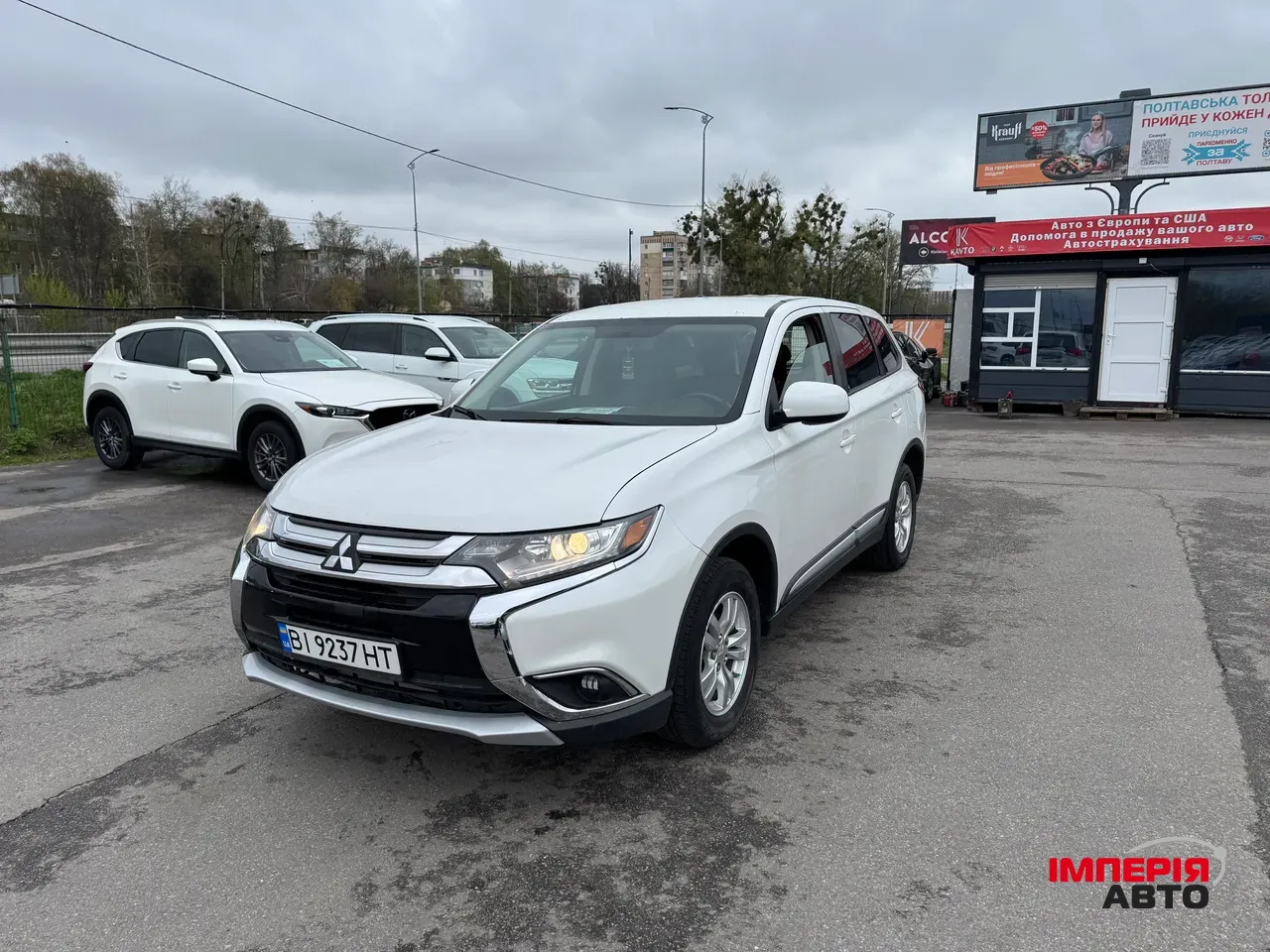 Mitsubishi Outlander - фото 5