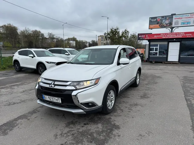 Mitsubishi Outlander - фото 5