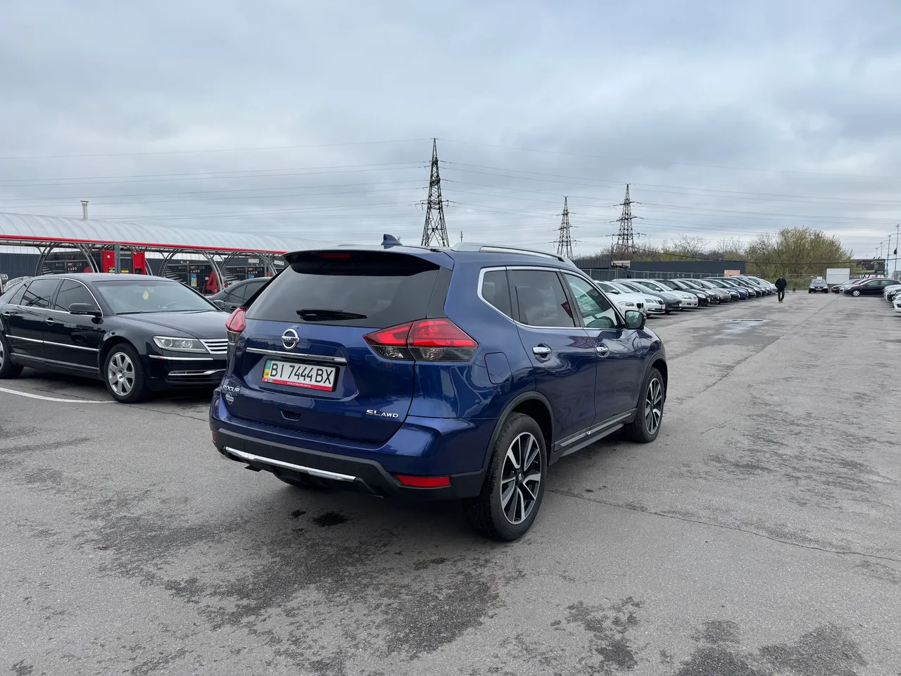 Nissan Rogue - фото 4