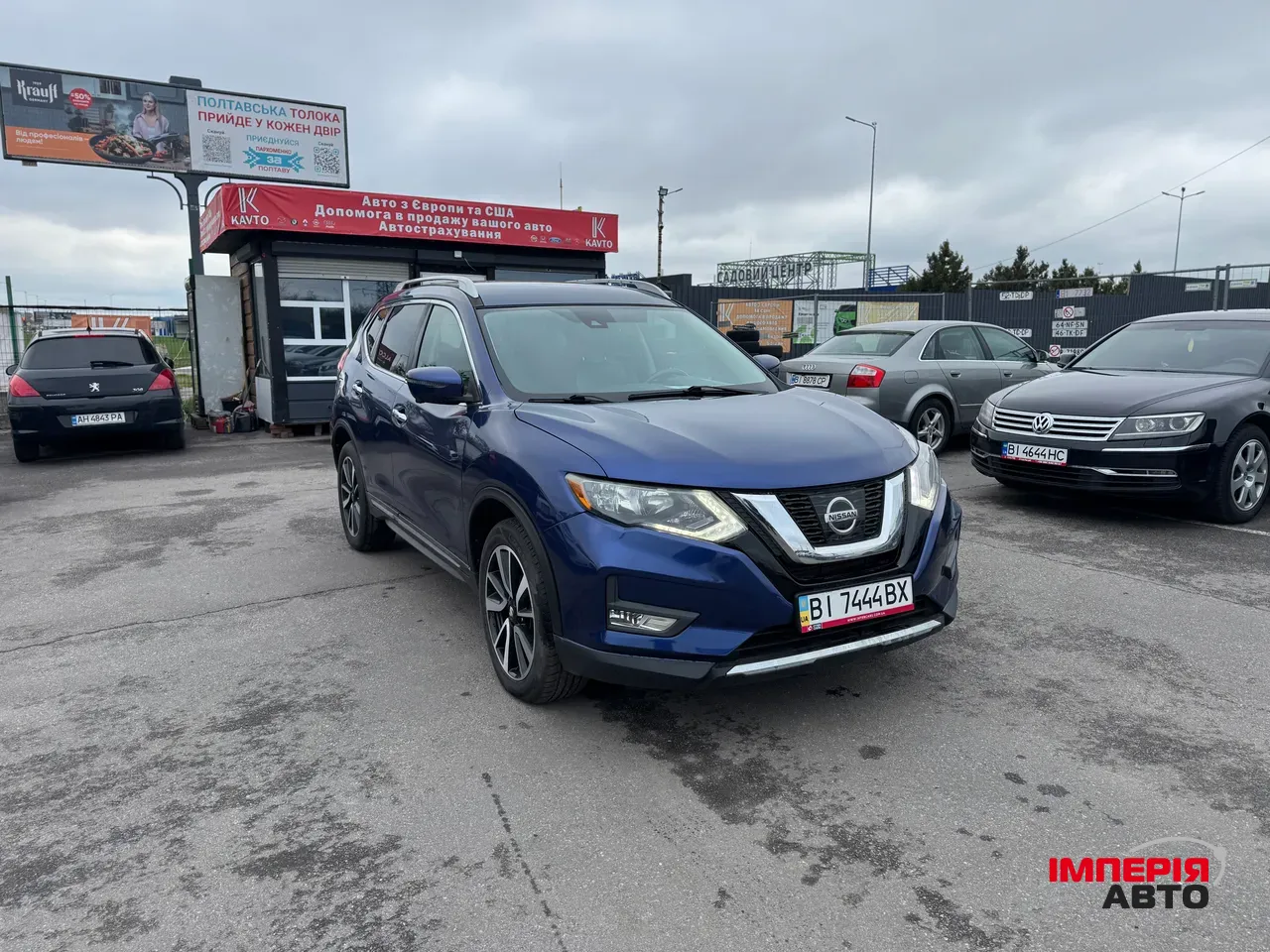 Nissan Rogue - фото 1
