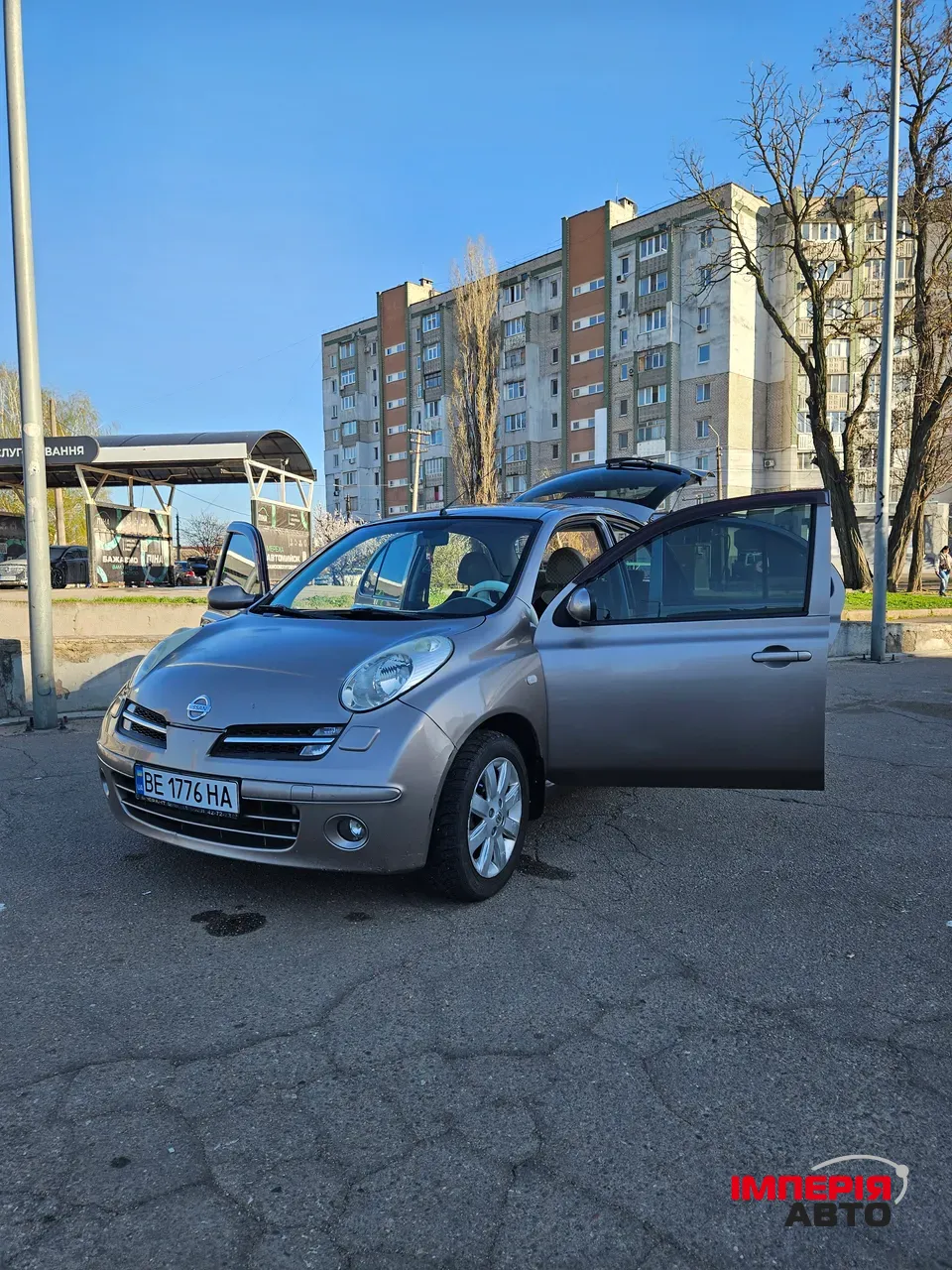 Nissan Micra - фото 1