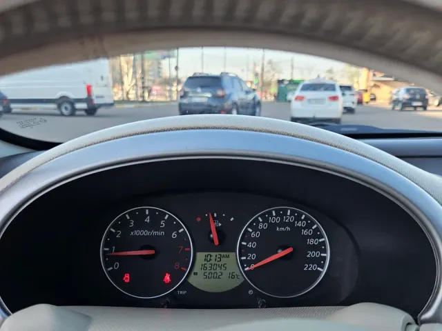 Nissan Micra - фото 5