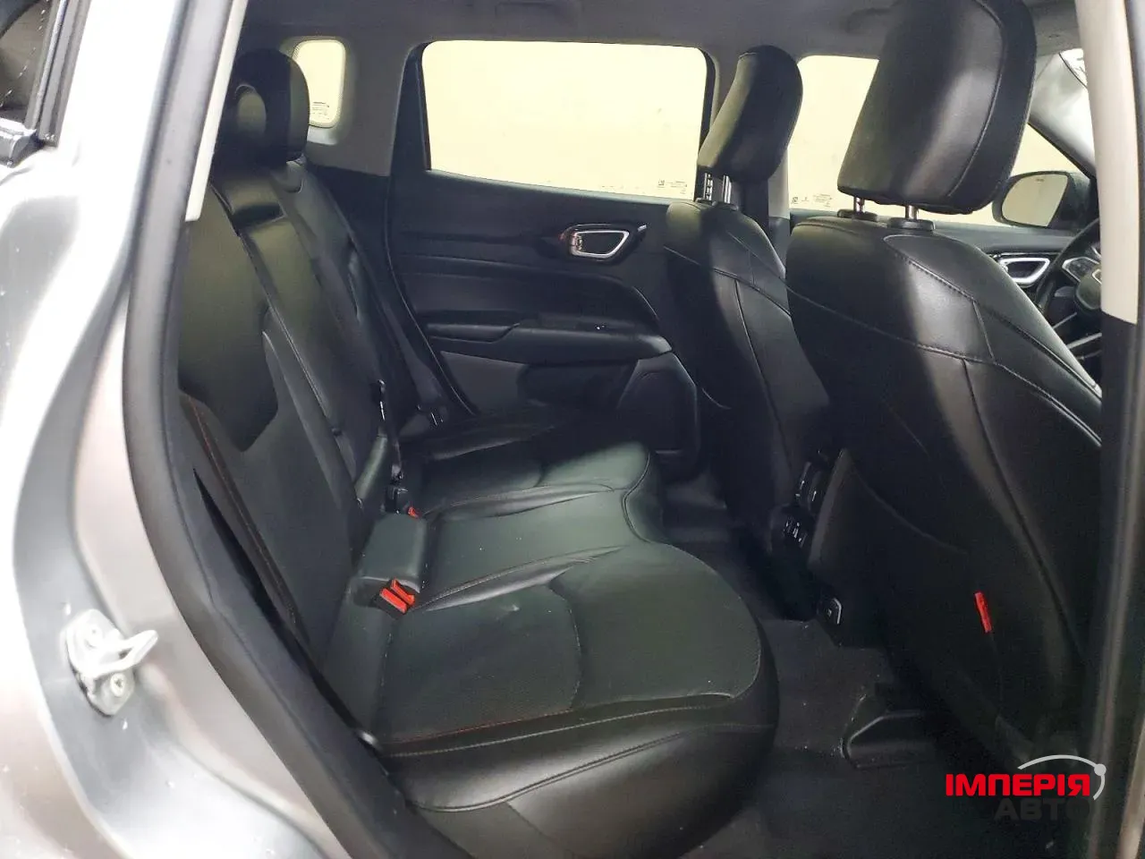 Jeep Compass - фото 11