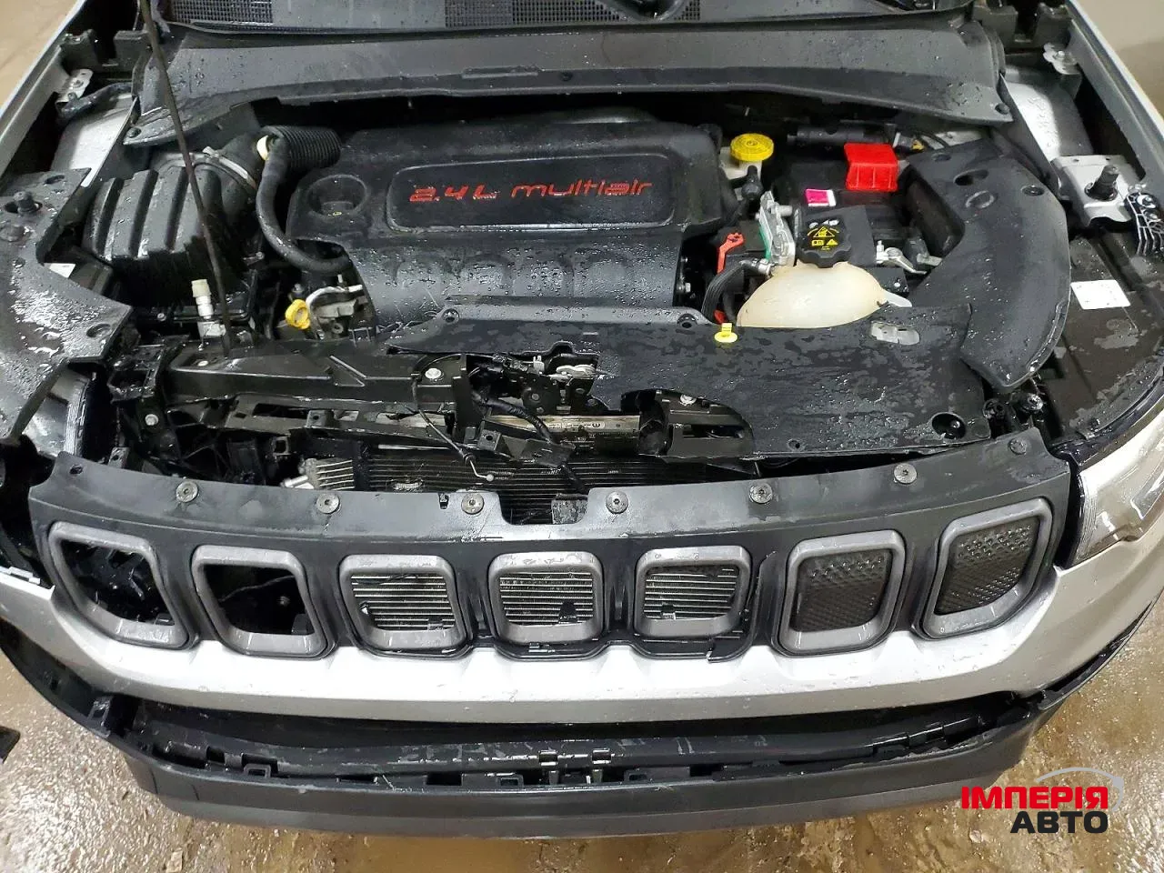Jeep Compass - фото 12
