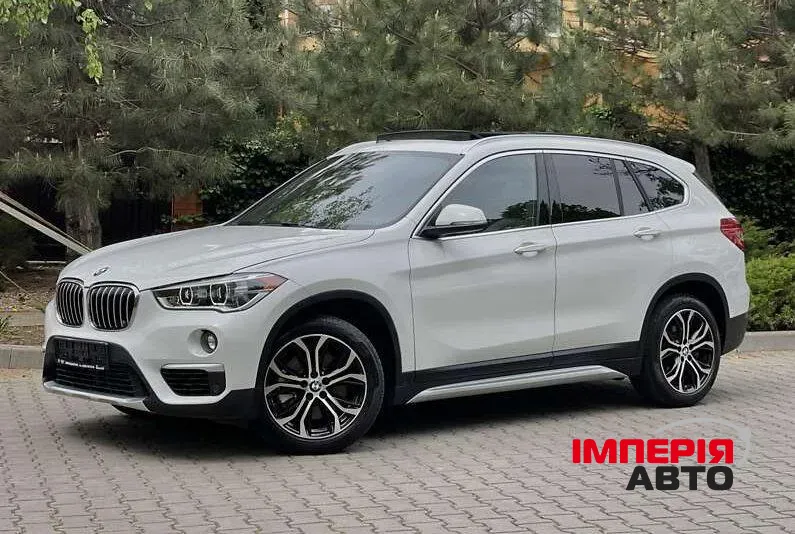 BMW X1 - фото 2