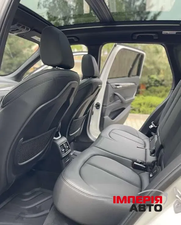BMW X1 - фото 13