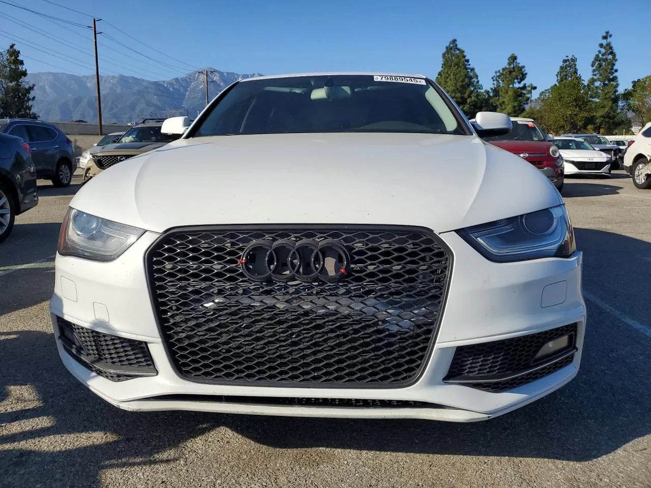 Audi A4 - фото 2