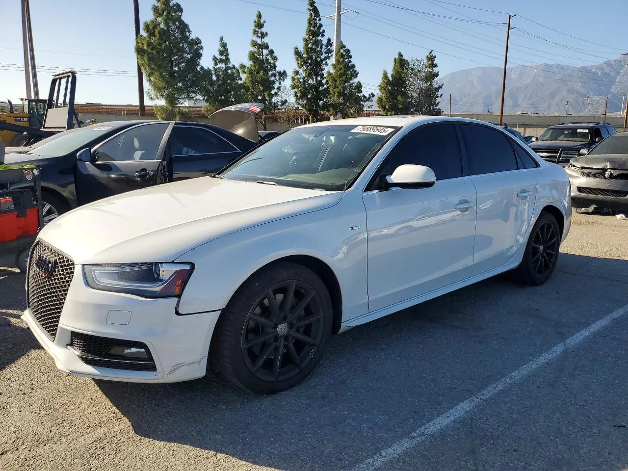 Audi A4 - фото 1