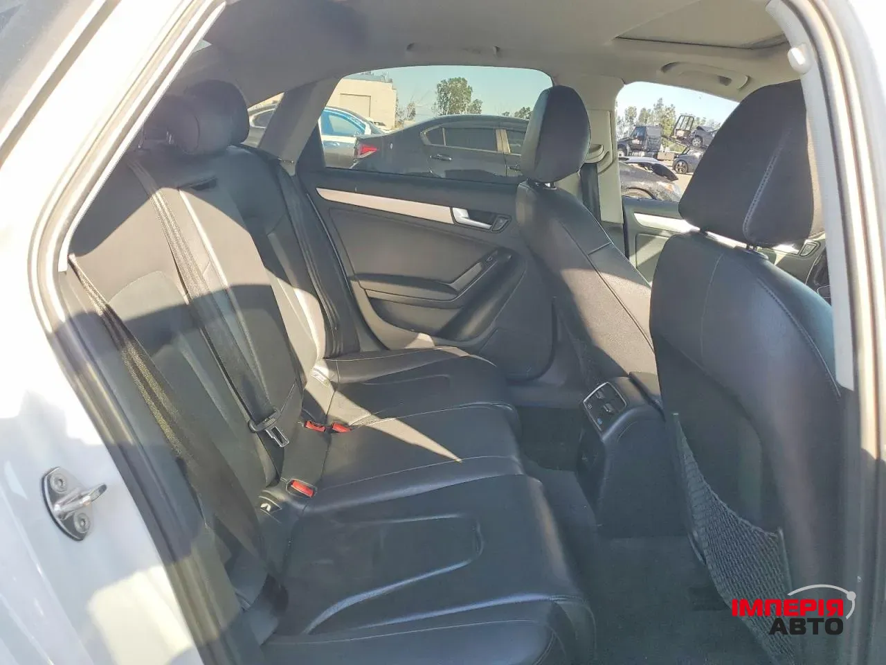 Audi A4 - фото 10