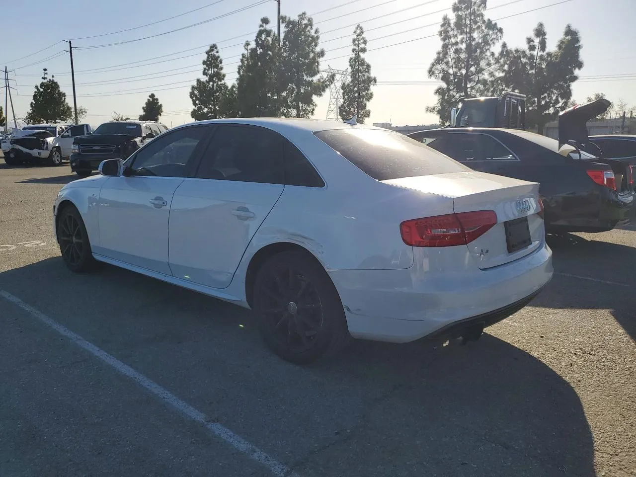 Audi A4 - фото 4