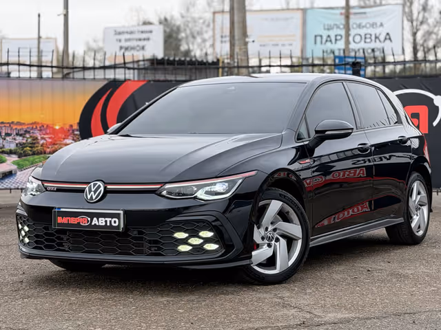 Volkswagen Golf GTI - фото 1