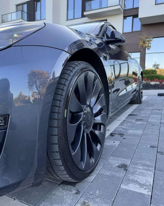 Tesla Model 3 - фото 5