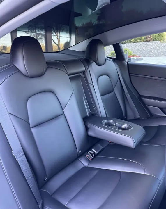 Tesla Model 3 - фото 8