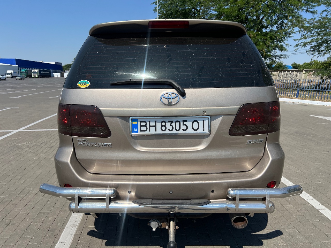 Toyota Fortuner - фото 8