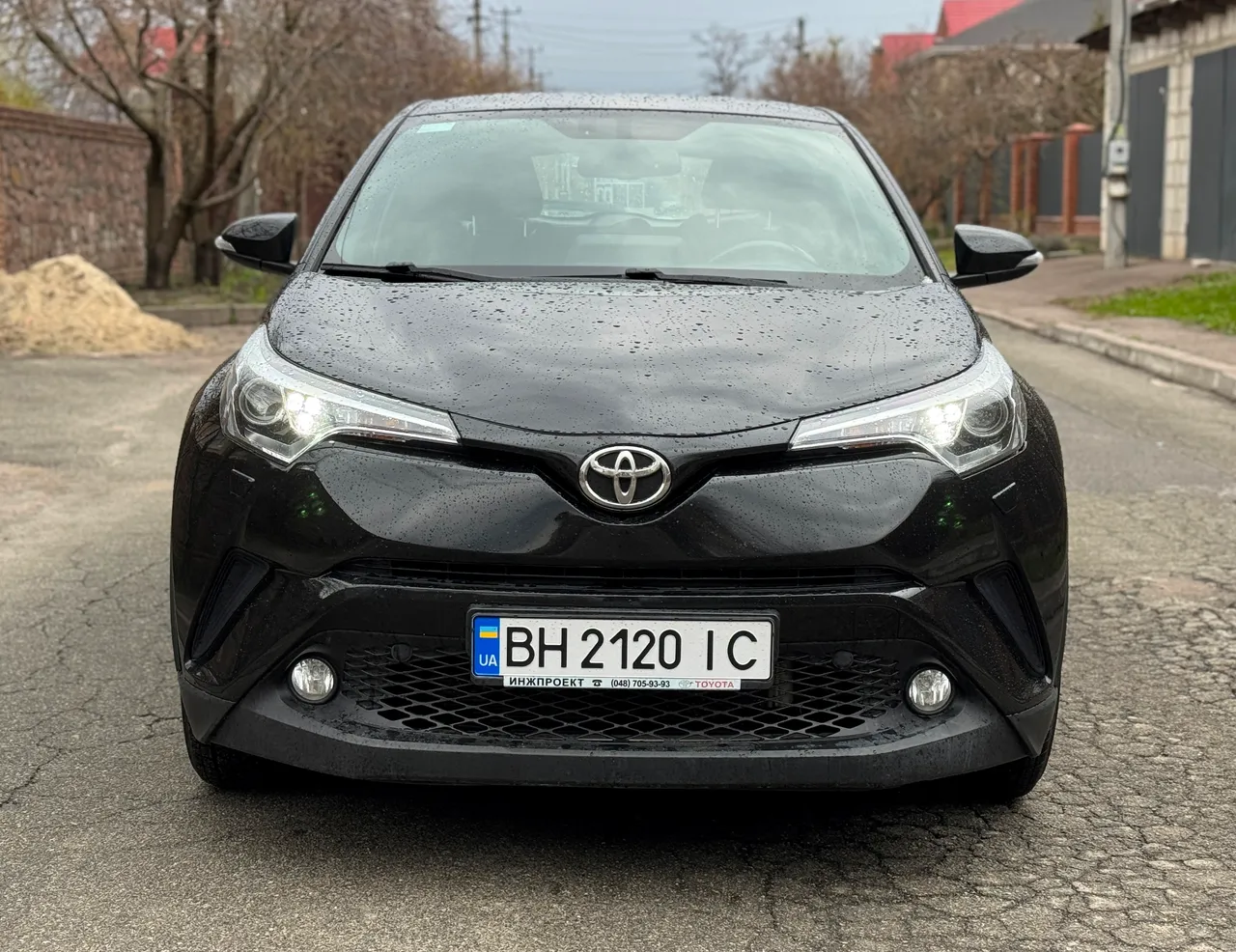 Toyota C-HR - фото 11