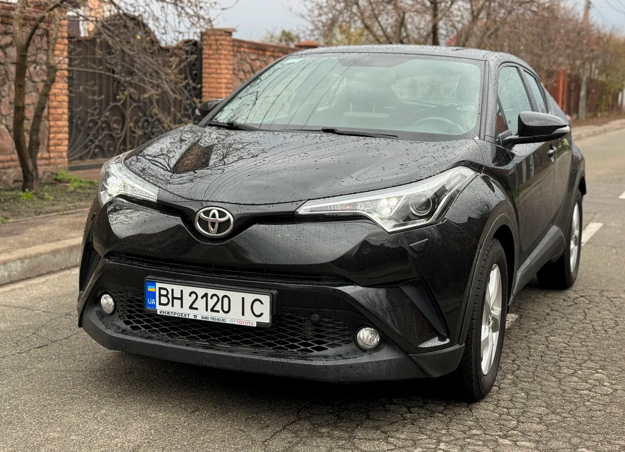 Toyota C-HR - фото 2