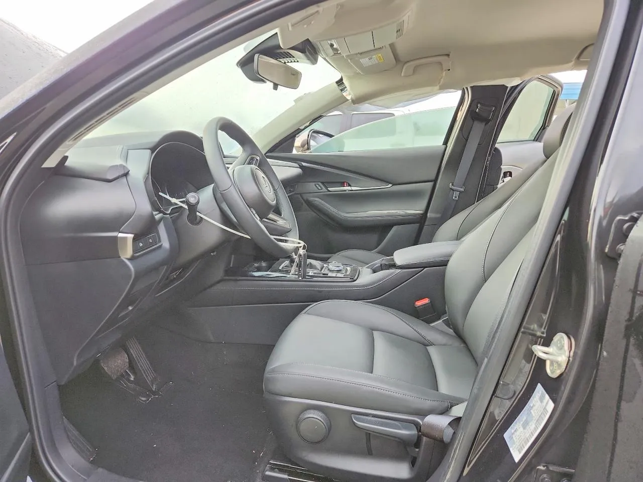 Mazda CX-30 - фото 7