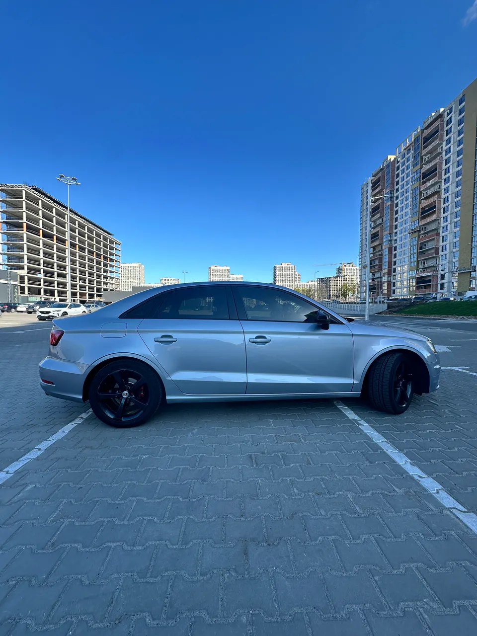 Audi A3 - фото 7