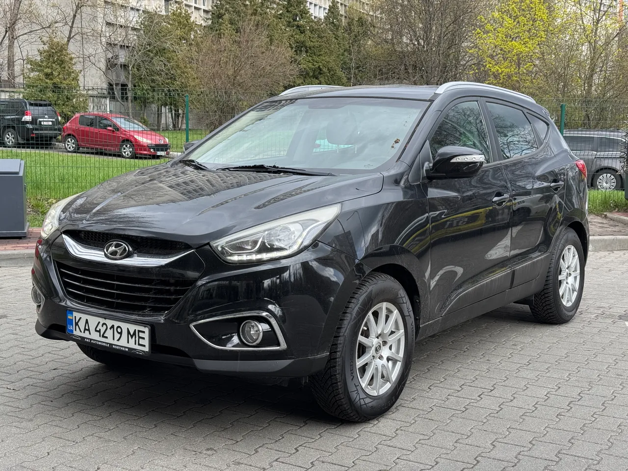 Hyundai Tucson - фото 1