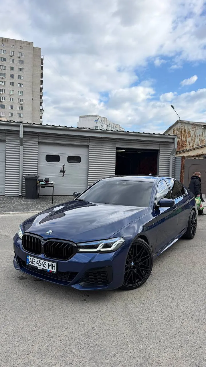 BMW 5 серії - фото 1
