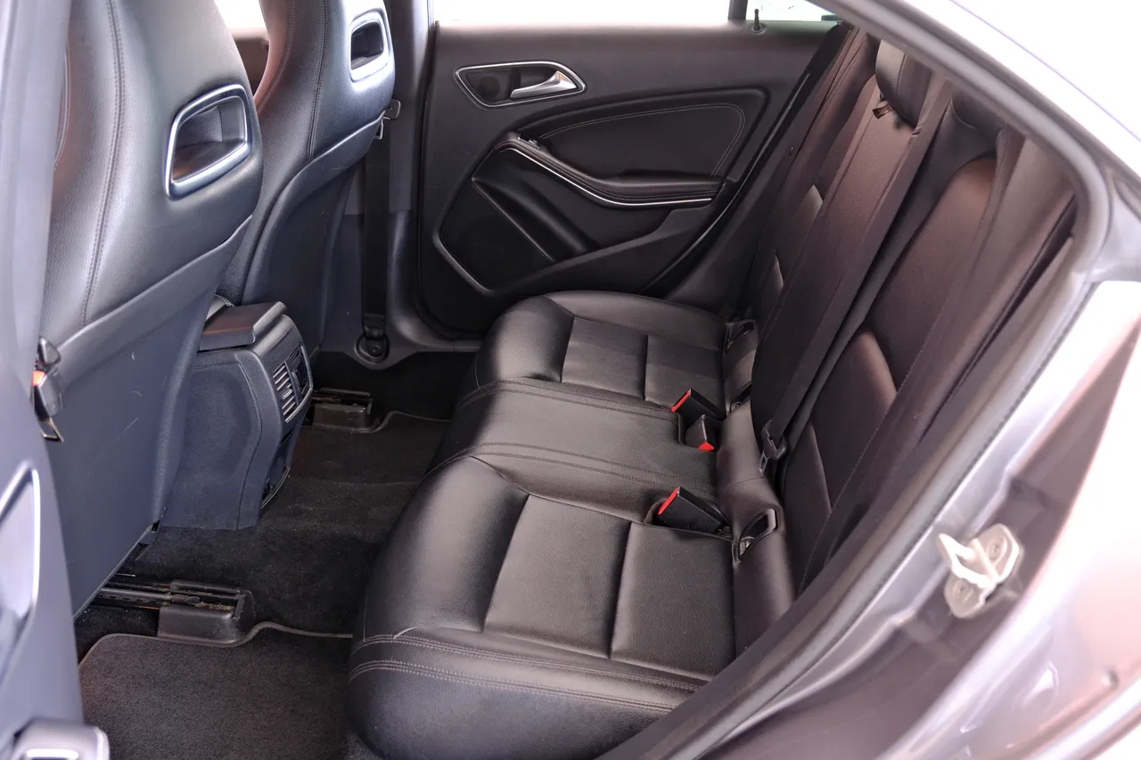 Mercedes-Benz CLA - фото 8