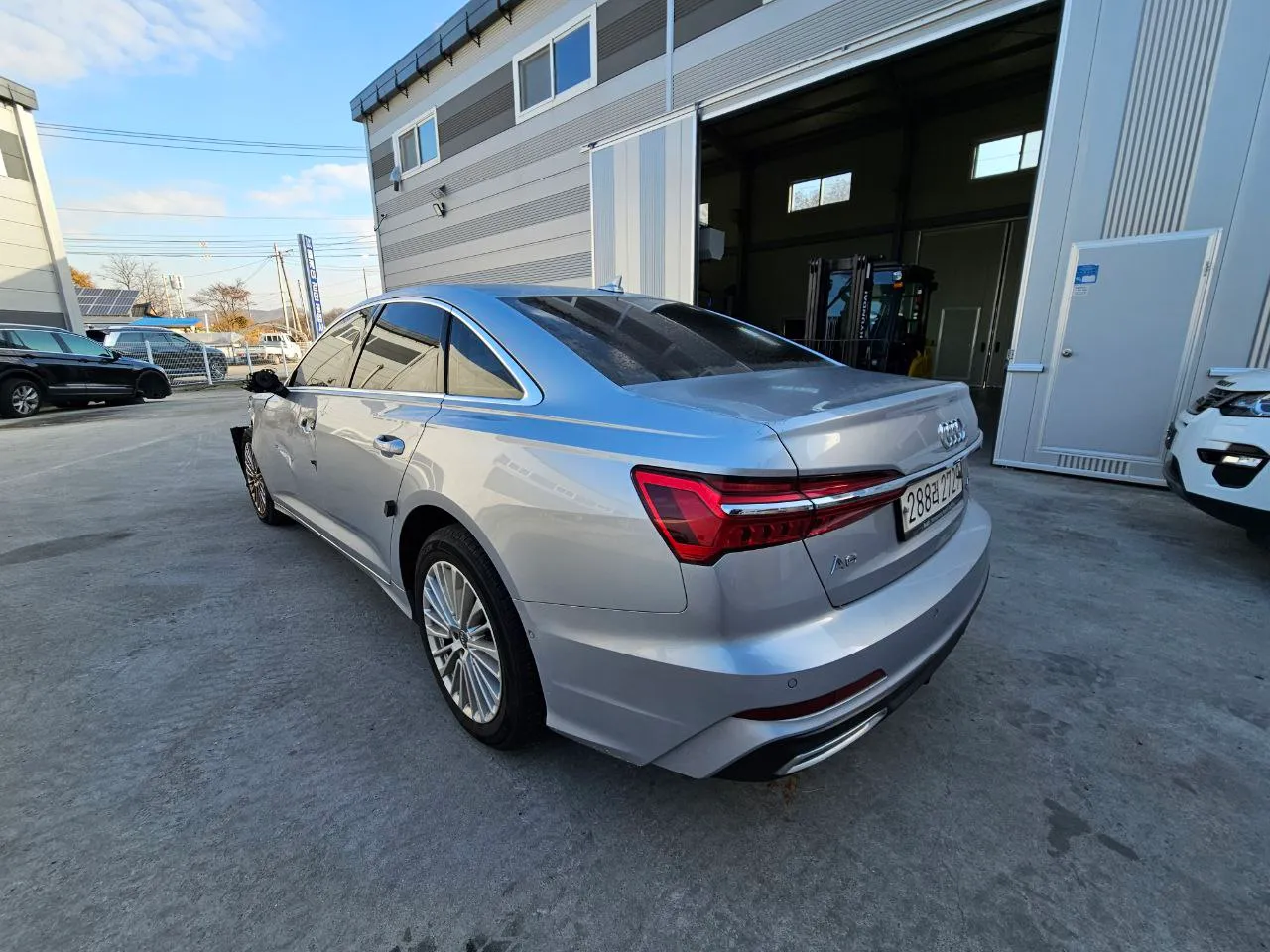 Audi A6 - фото 4