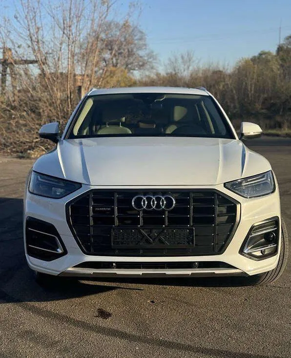 Audi Q5 - фото 1
