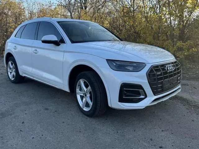 Audi Q5 - фото 2