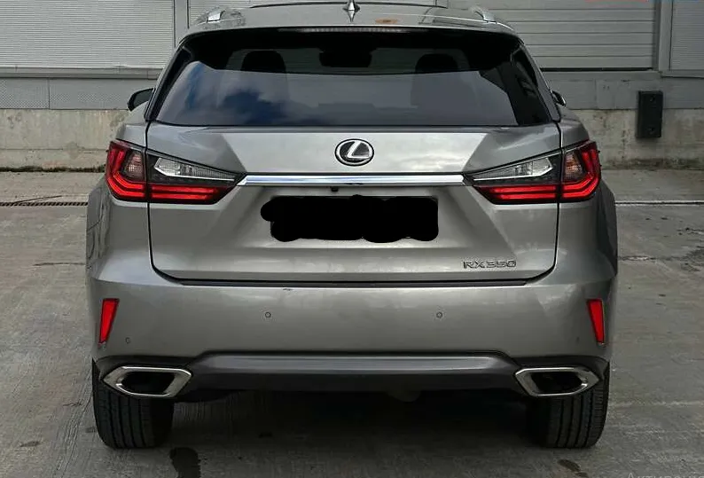 Lexus RX - фото 5