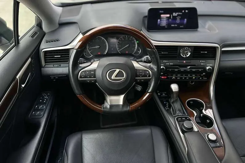 Lexus RX - фото 9