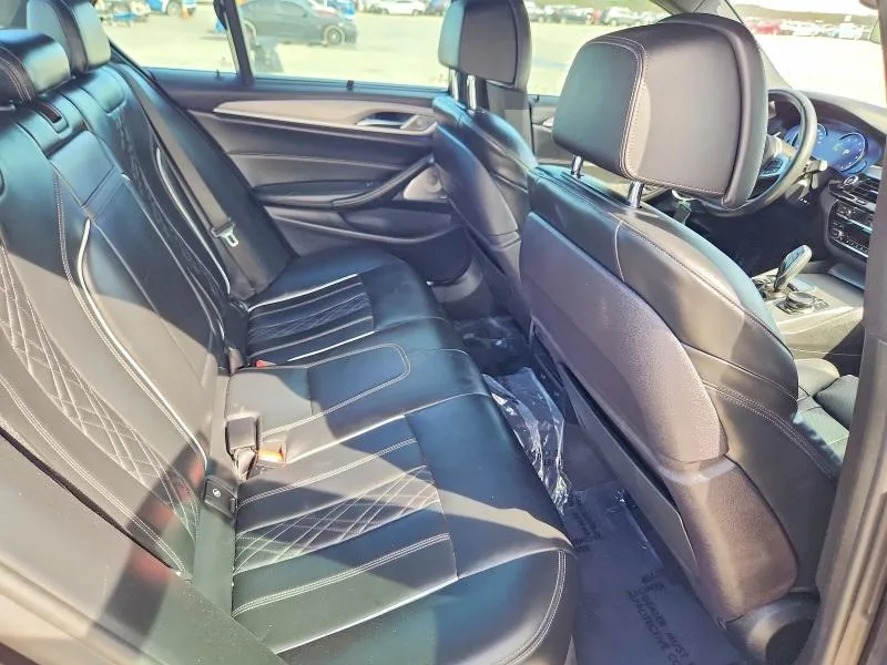 BMW 5 серії - фото 10