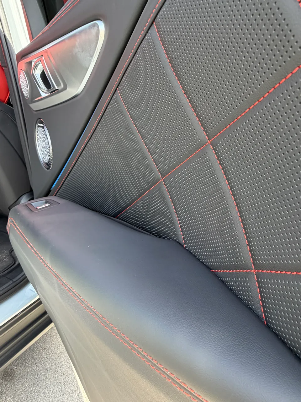 BMW XM - фото 21