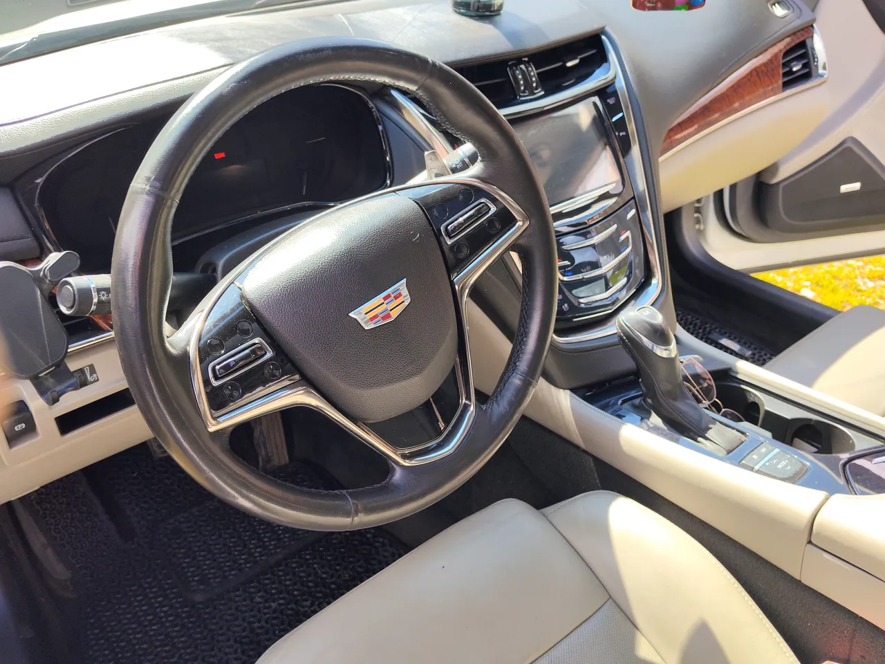 Cadillac CTS - фото 10