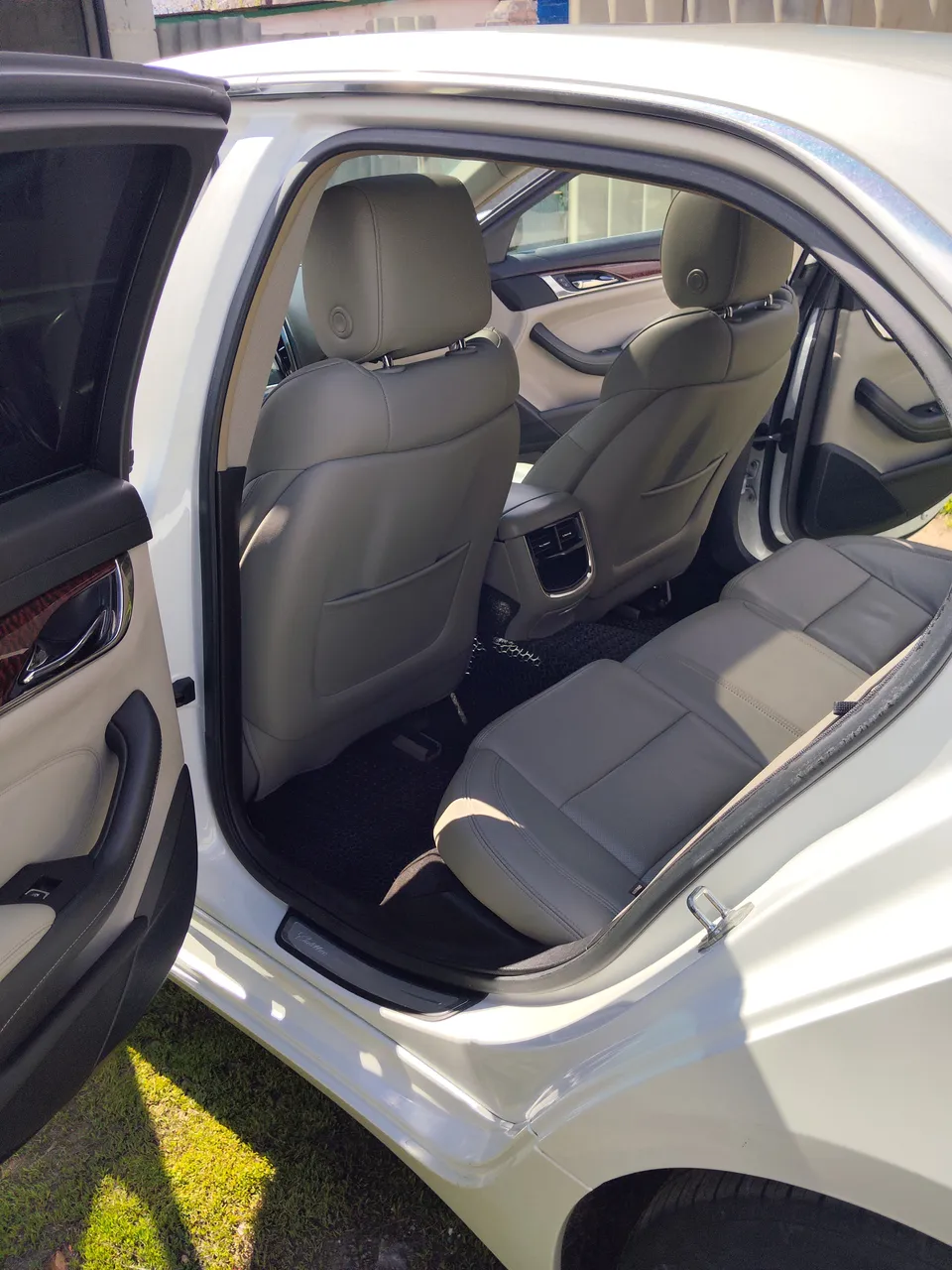 Cadillac CTS - фото 6