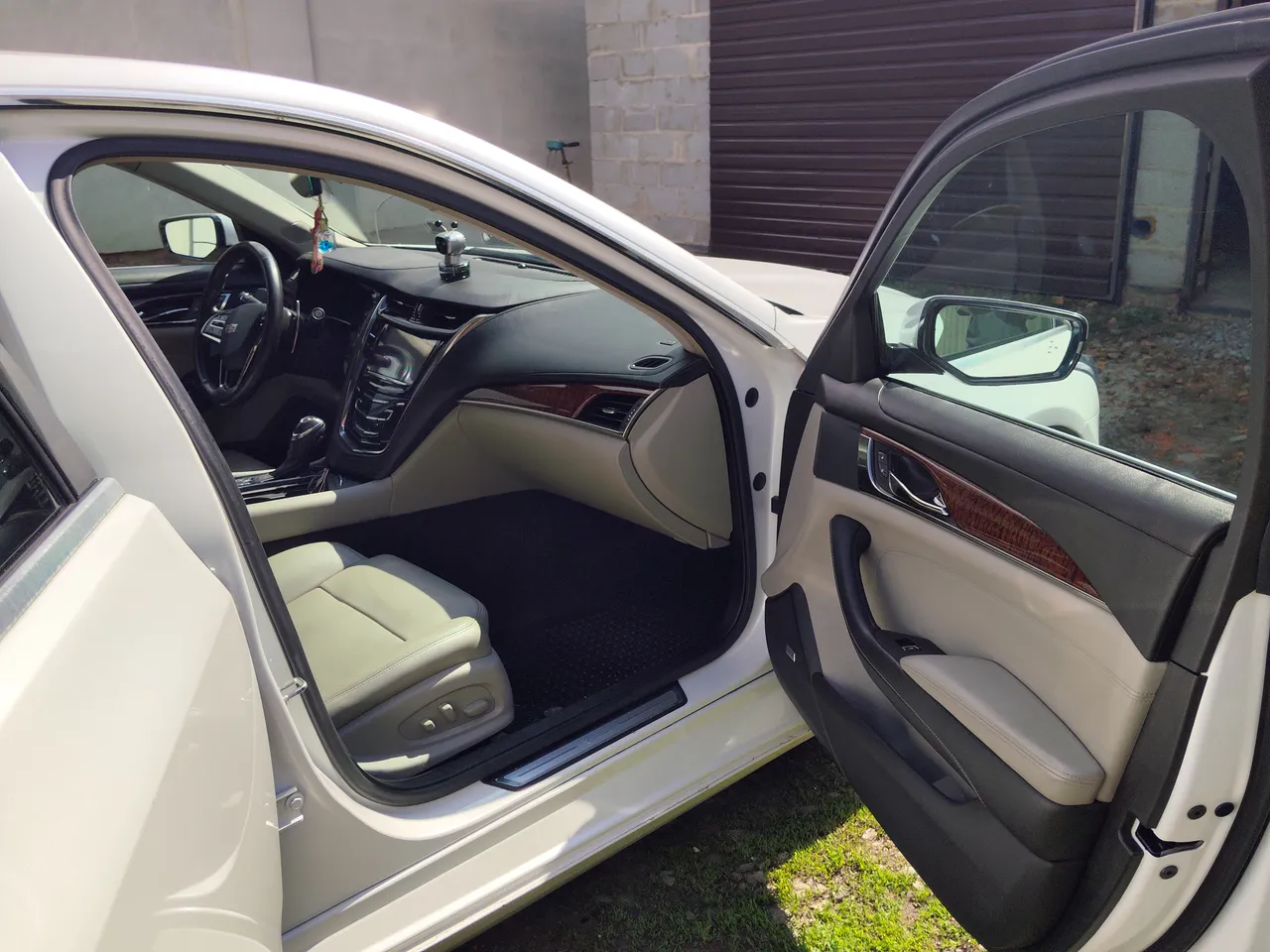 Cadillac CTS - фото 15