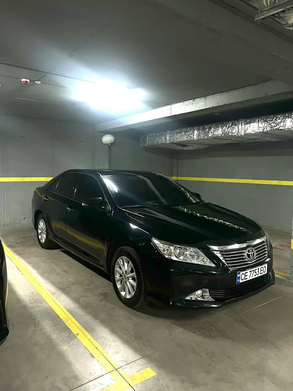 Toyota Camry - фото 2