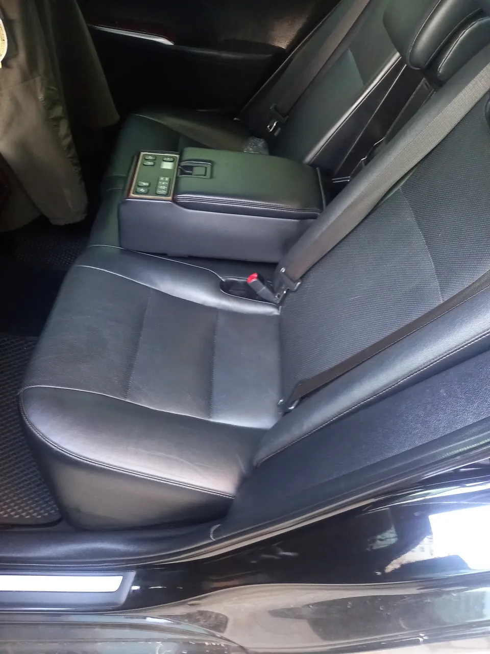 Toyota Camry - фото 5