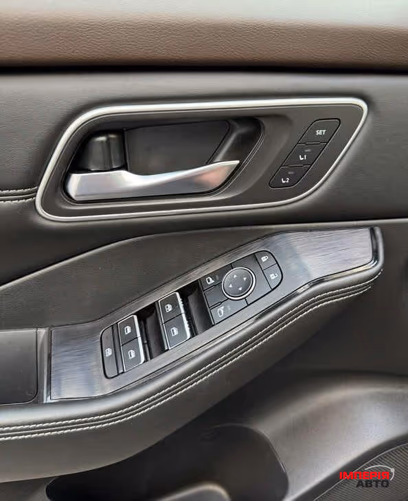 Nissan Rogue - фото 9