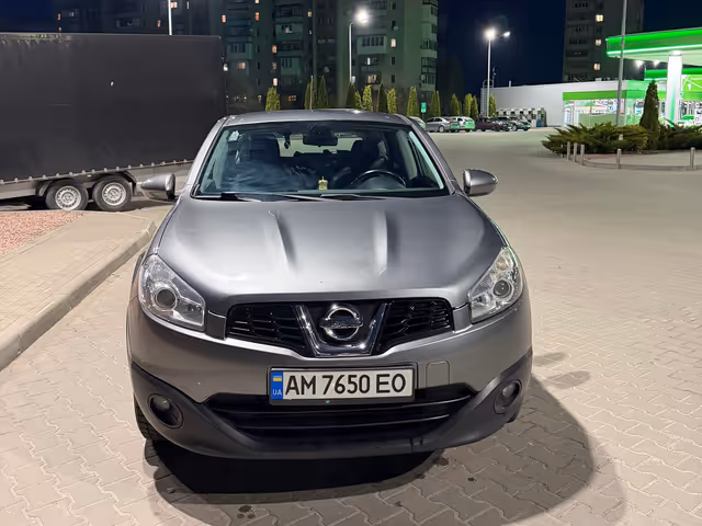 Nissan Qashqai - фото 4