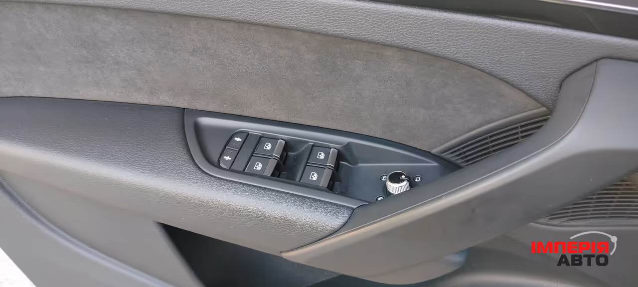 Audi SQ5 Sportback - фото 19