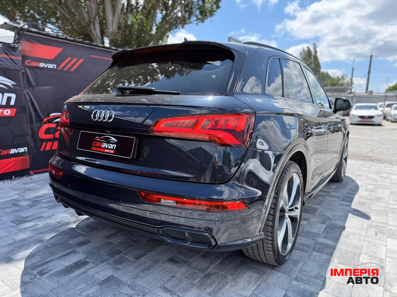 Audi SQ5 Sportback - фото 12