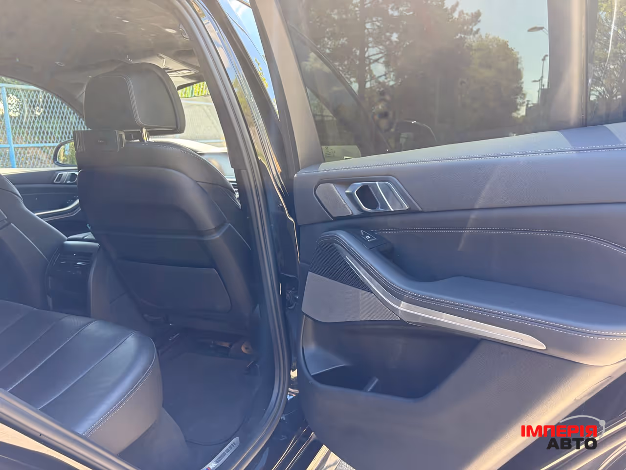 BMW X5 - фото 32