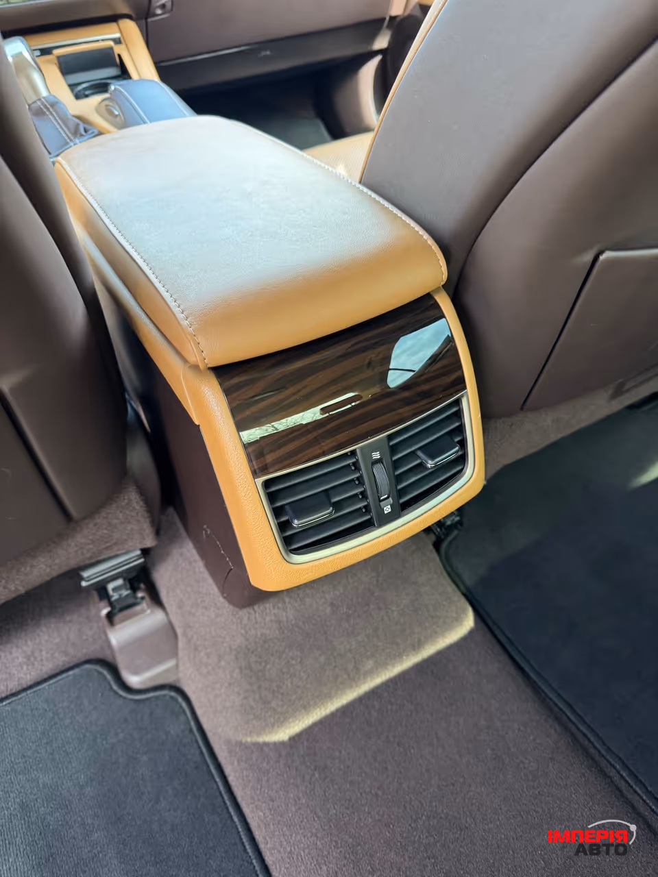 Lexus ES - фото 9